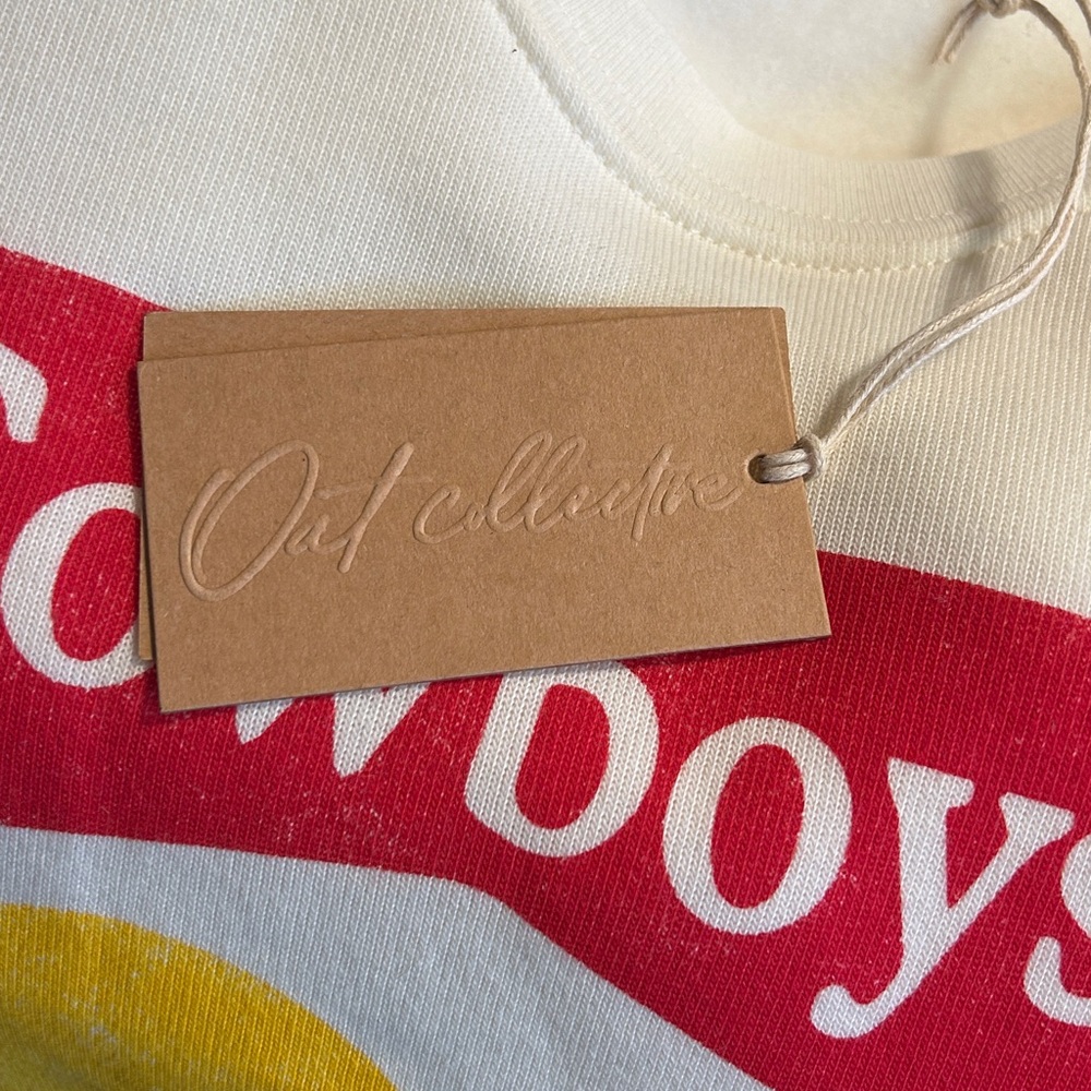 Western Cowboys Graphic off White Sweatshirt - Picture 6 of 6